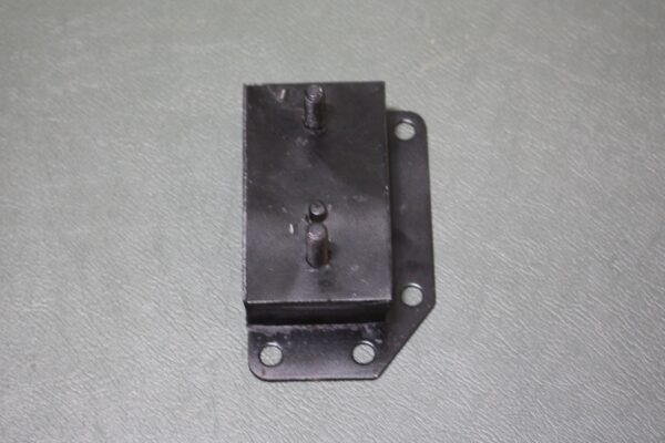SUPPORTO MOTORE SINISTRO MGB