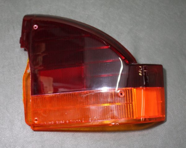 LENTE FANALINO POSTERIORE DESTRO XJS